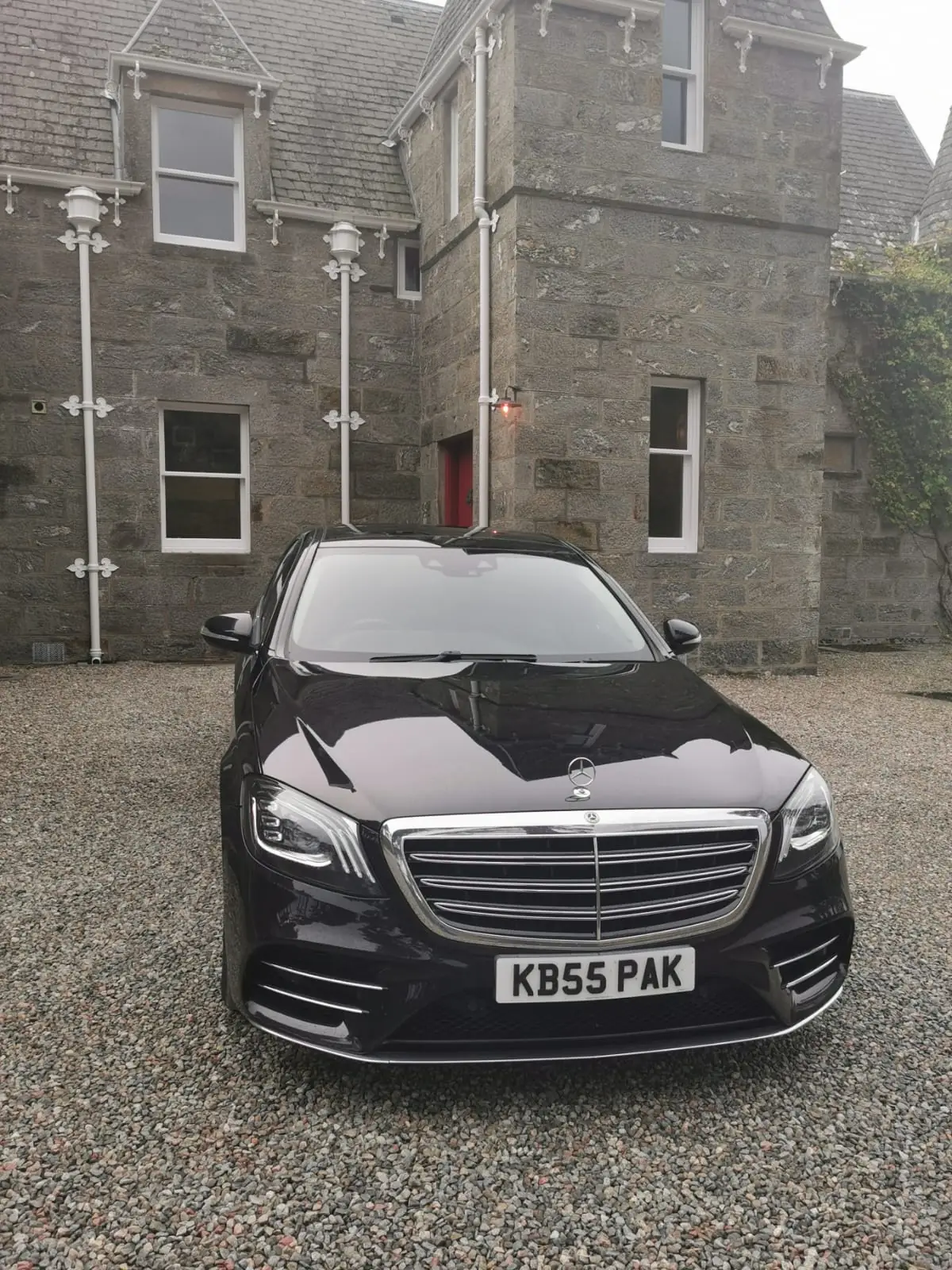Home 8 mercedes-s-class-executive-chauffeur-car-inverness-scotland