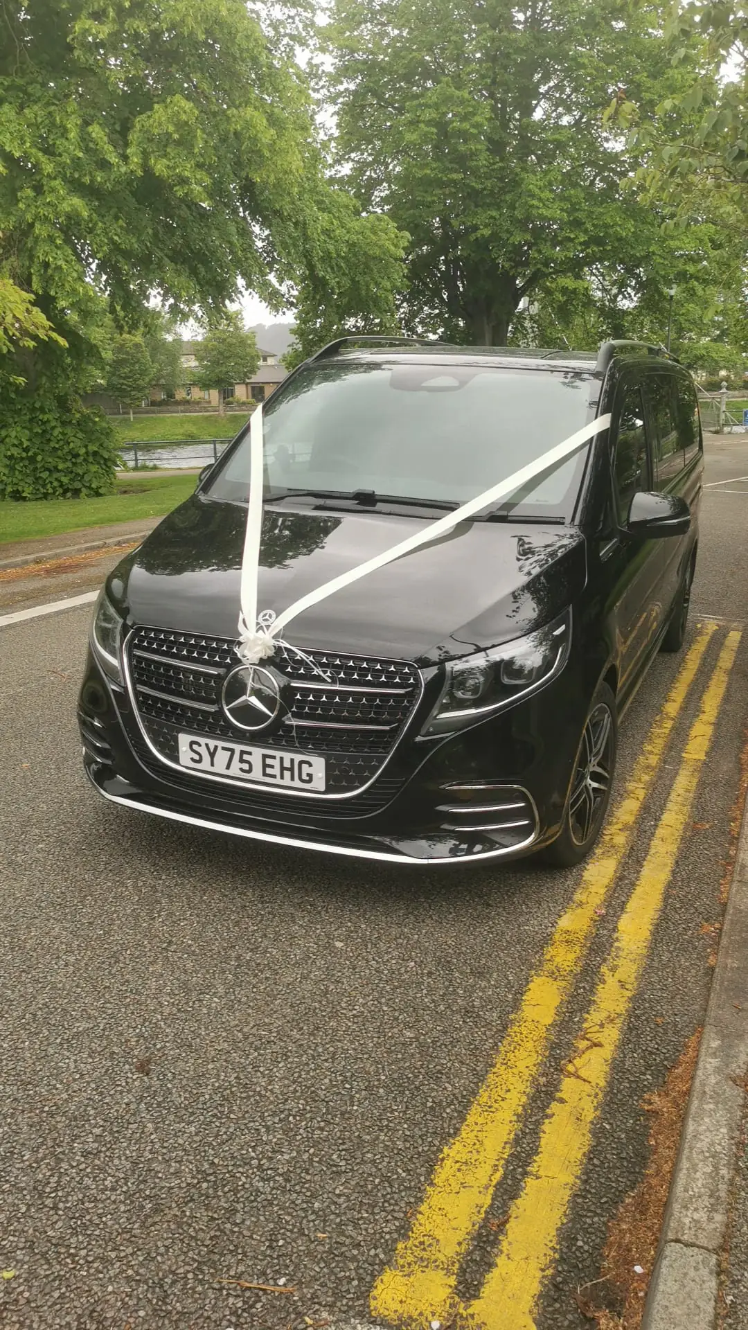Home 10 mercedes-v-class-wedding-chauffeur-car-inverness-highlands